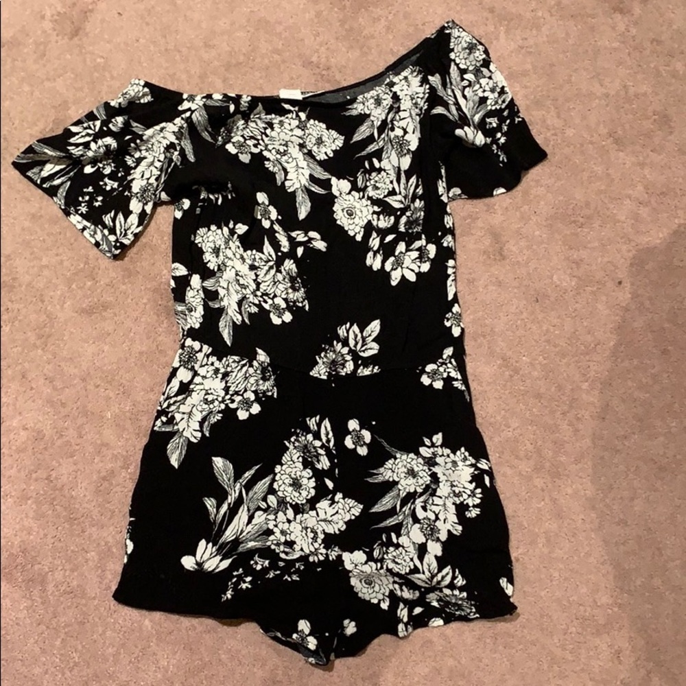 Floral off the shoulder romper